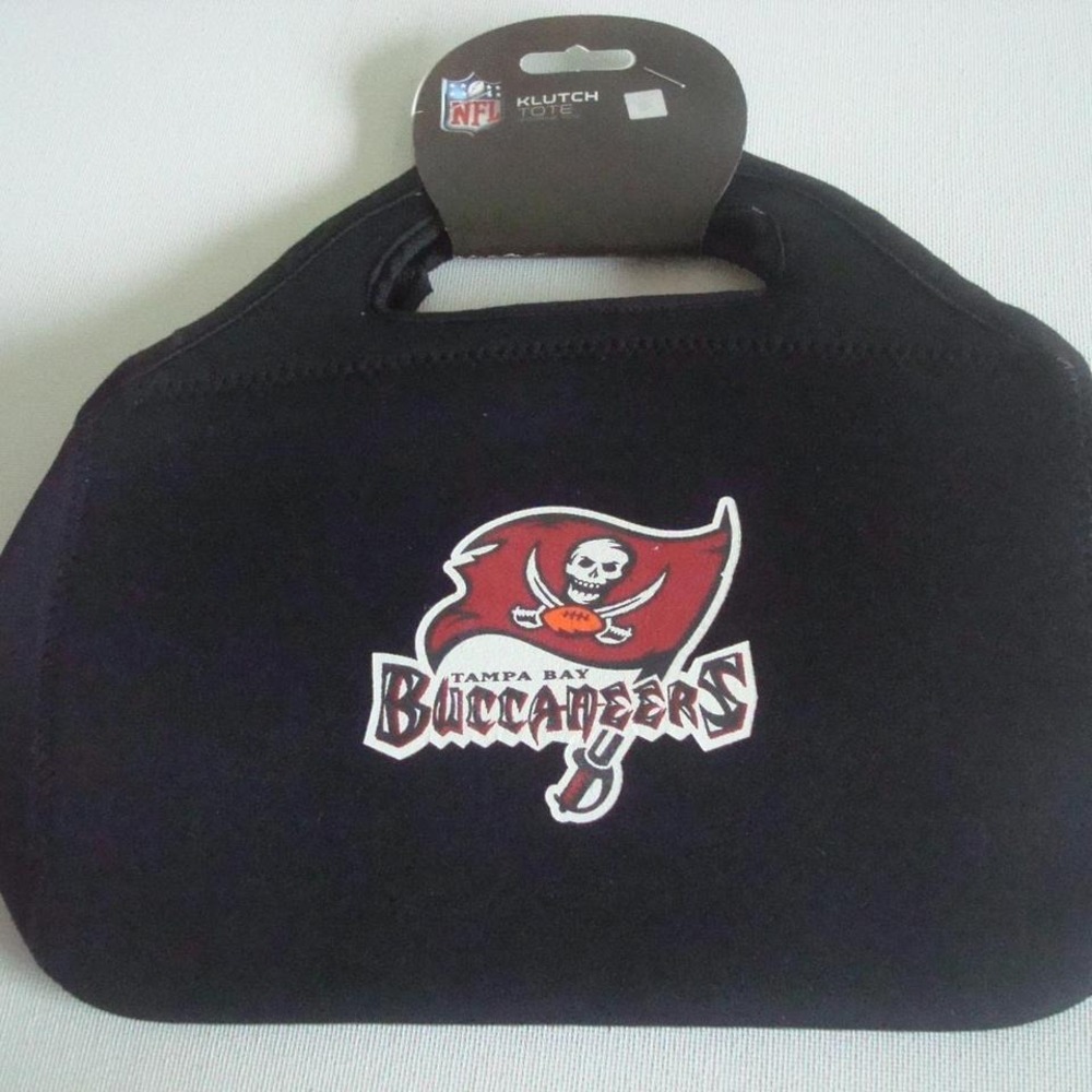 TAMPA BAY BUCCANEERS BUCS BAG PURSE COOLER 7X9 G-4